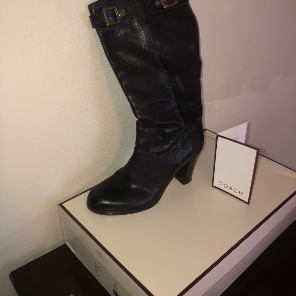 Authentic Coach Maxine black leather boots. - Picture 2 of 4